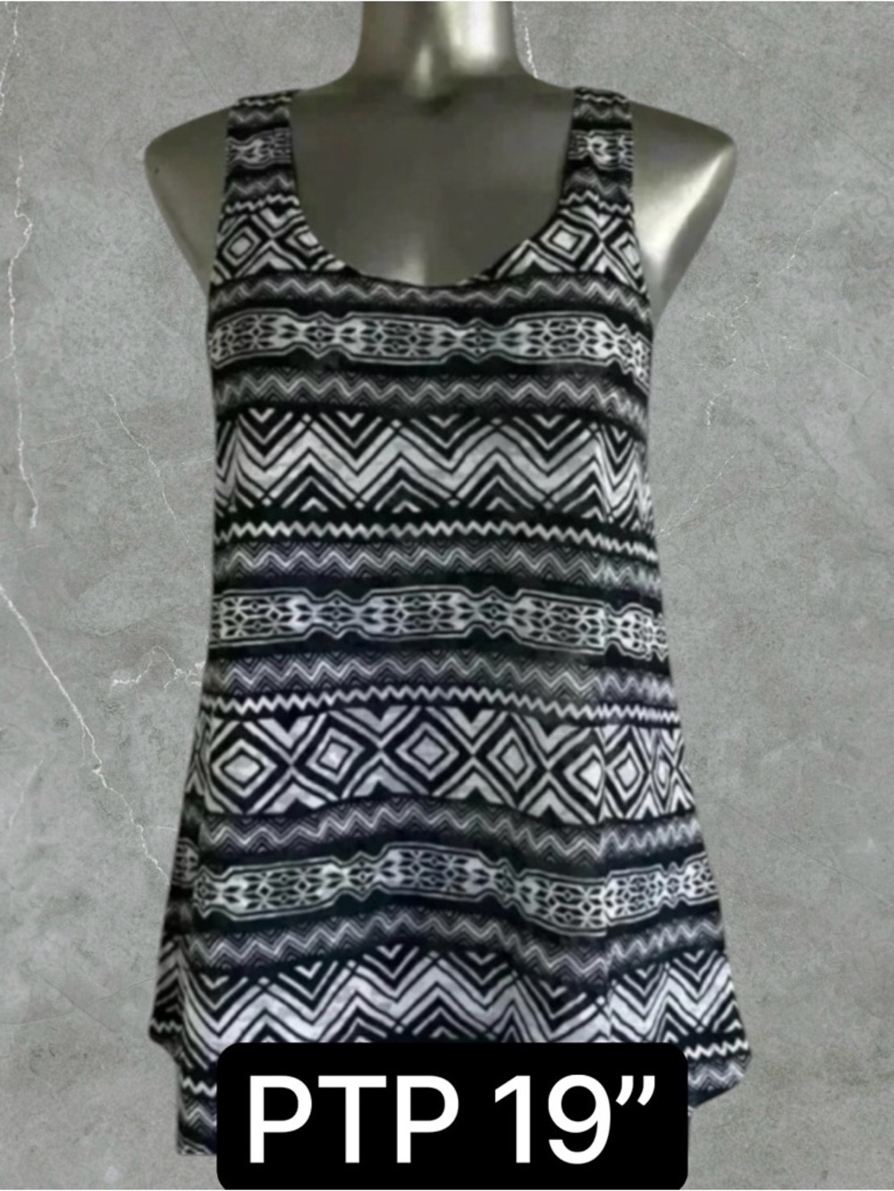 Free 💟Women’s  Sleeveless Top